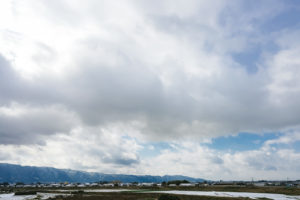 曇りでも紫外線に要注意が必要です。