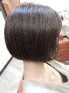ボブの縮毛矯正は丸みが有ればまとまる