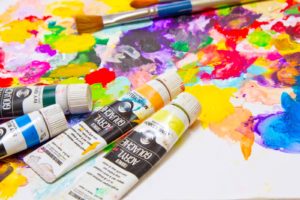 ヘアカラーに迷ったら肌色診断（パーソナルカラー）