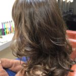 伸ばし中でもデジタルパーマでイメチェン