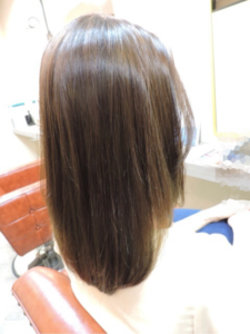 ヘアカラーも色味が入るだけで美髪効果