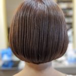 大人世代のシンプルボブ